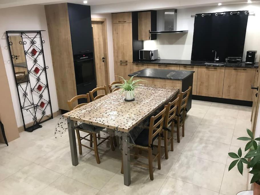 Paisible Logement Tout Equipe Pour 1 A 6 Personnes Ebersheim Bagian luar foto